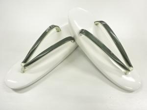 抽象模様織出し草履（23.5センチ）